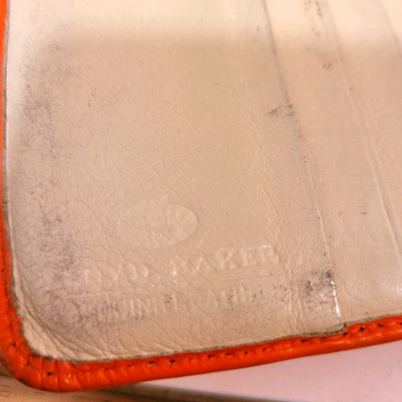 VTG Lloyd Baker London leather orange cream wallet - Picture 5 of 16